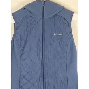 Columbia Vest Size Women’s Medium Periwinkle Blue